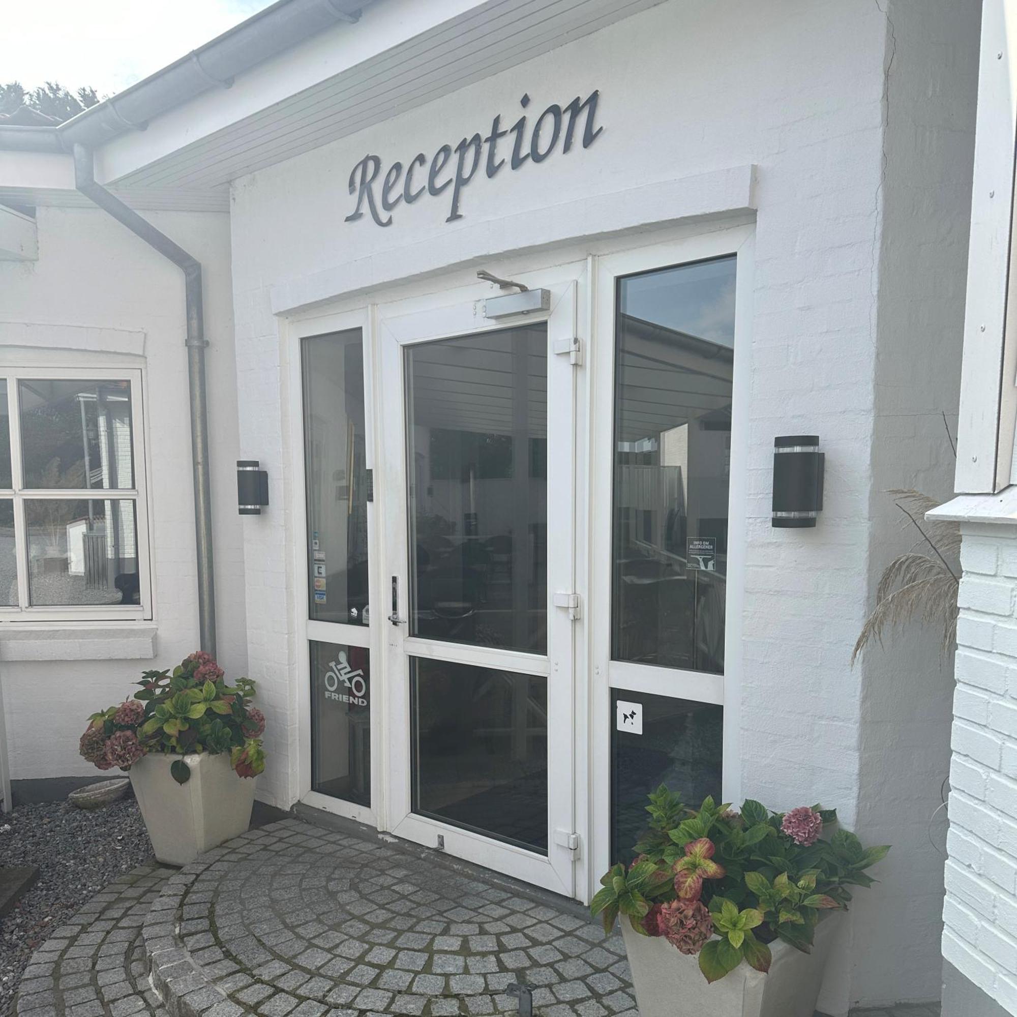 Hjorring Kro Exterior photo